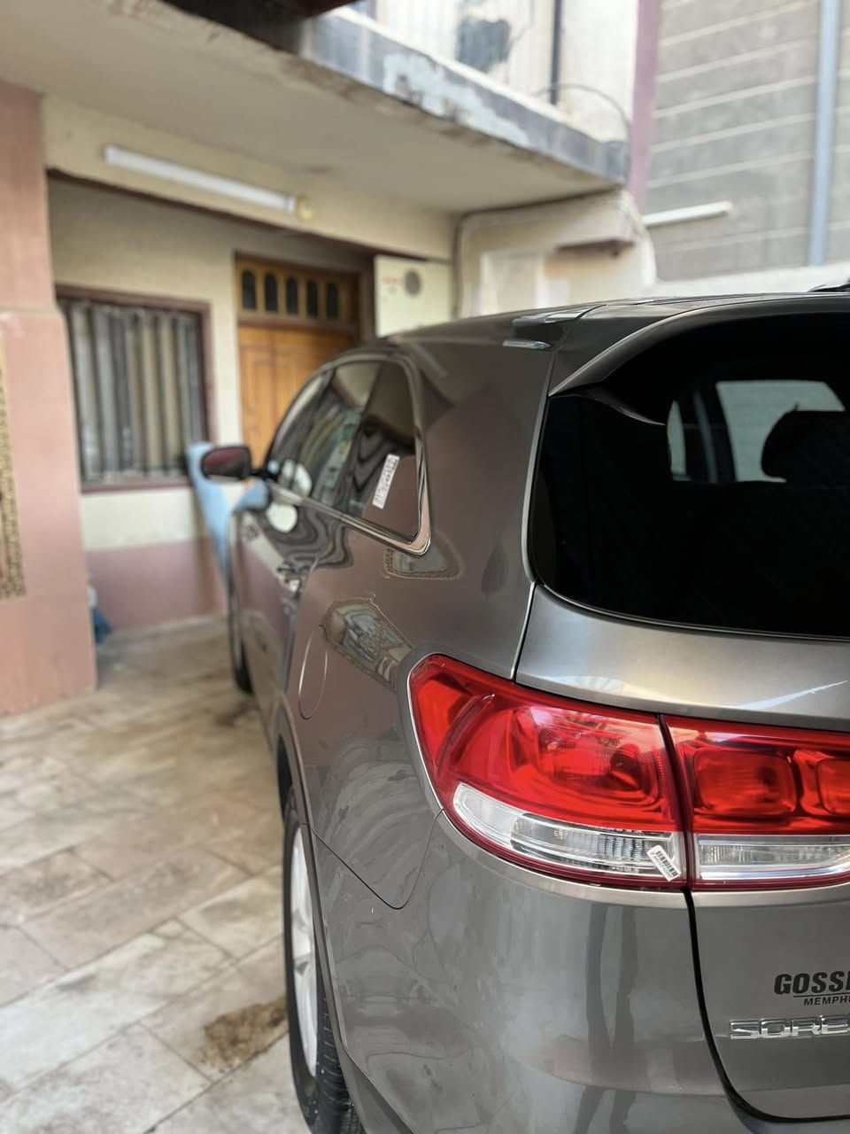 السلام عليكم سورنتو للبيع موديل2018  وراد امريكي رقم ذي قار تحويل مباشر  السياره جديدة كير مكينه حداديه كله جديد سونار موجود بالصور  
 ماشيه 105 حقيقي  
السعر 175وبيه مجال 

‭0780 272 2699‬ واتساب
