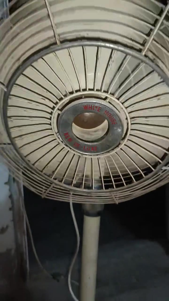 مروحة شغاله قديمه جدا مال سبعينات ب 35 الف


**إذا كنت صاحب هذا الإعلان وتريد حذفه لأي سبب، رجاءا أرسل رسالة إلى الدعم الفني**