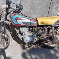 السلا م عليكم دراجة ارشة مديل 2018 ابيع كوم حديد العنوان بغداد 0772608...