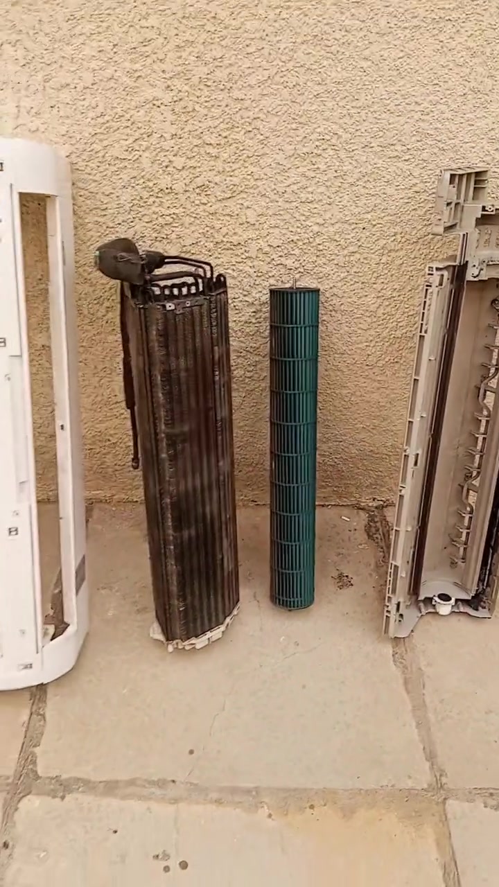 السلام عليكم
ورشه متنقله داخل و خارج بغداد 
ورشه متكاملة لفتح وتنصيب اجهزت البريد 
غسل أجهزة التبريد بدقه عاليه تفصيخ الجهاز بالكامل ومن ثم يتم غسل الجهاز شحن غاز R22. R410 مع عمل الفاكيوم درجه أولى يوجد أجهزة تبريد جديدة ومستخدم مع ظمان العمل 
يوجد قطع غيار اصليه 
الدقه بلعمل والالتزام في الوقت 
واتس اب ***********   ابو آدم
