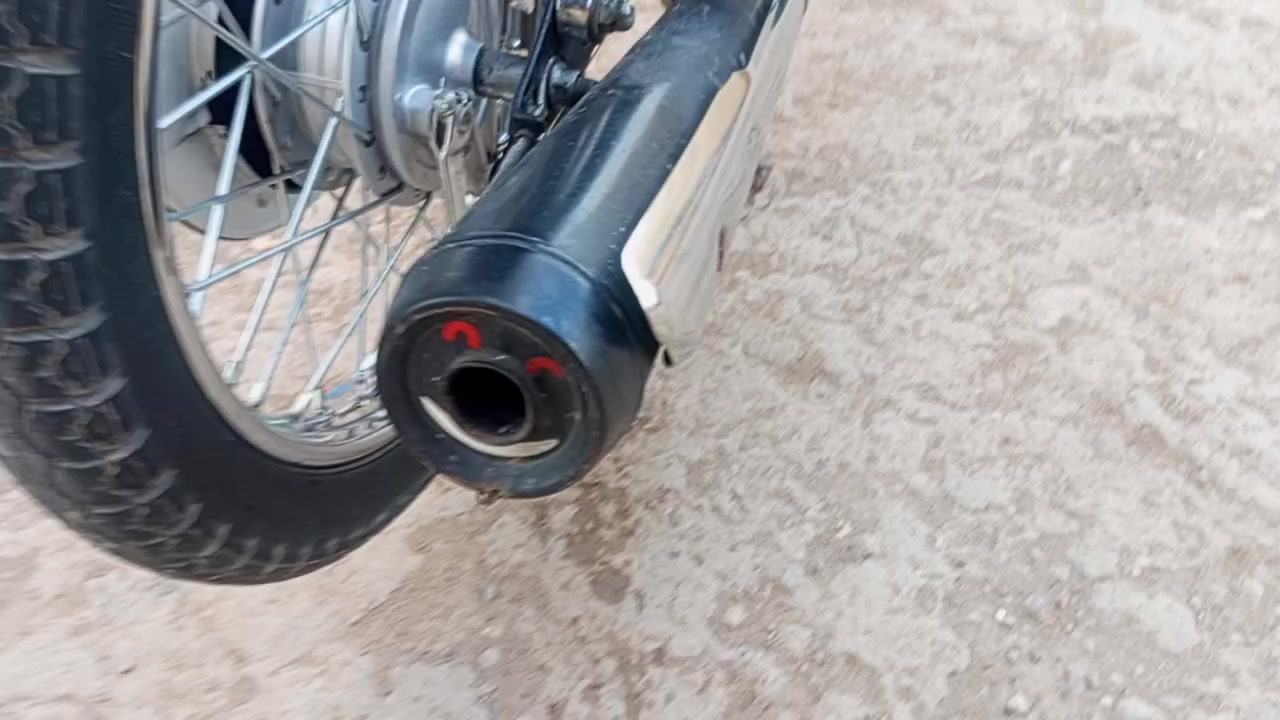 السلام عليكم صلصه للبيع مال ايراني نظيفه  ***********
