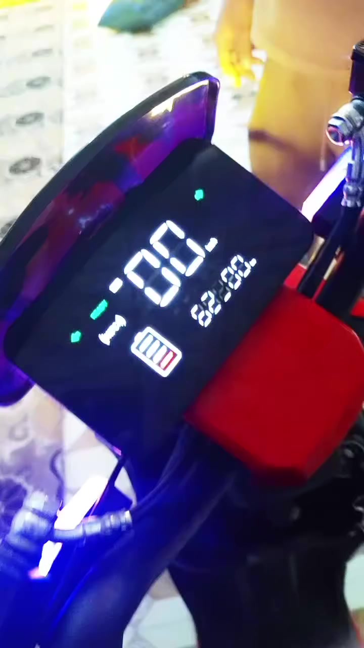 دراجه ار تسعه
كامله ما نقصه ايشيء 
سعر 500 
مكلف بنشر. 
بطاريت جديده. 
رقم راعي دراجه ***********
