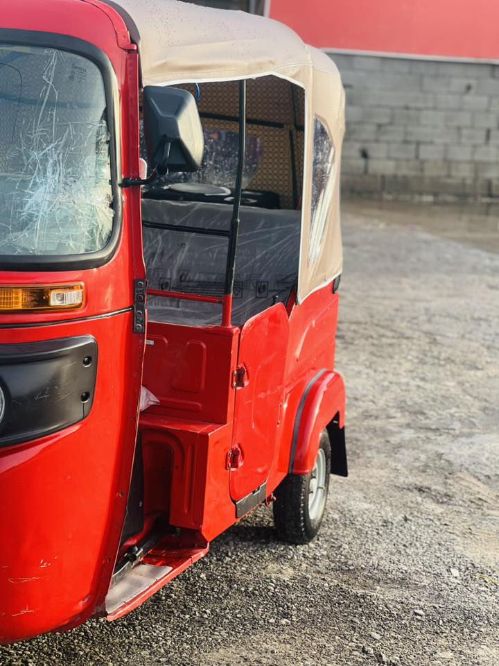 سلام عليكم سحب البيع ٢٢
*********** السعر 4/800 بيها مجال قليل
