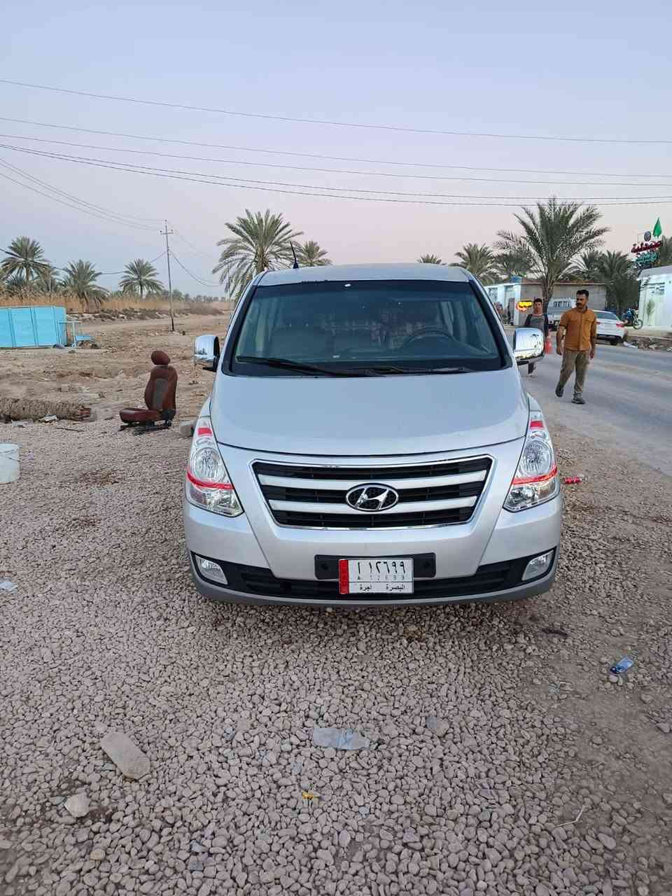 سلام عليكم اخوان سياره ستاركس للبيع ٢٠١٠ سياره مسكر اصل كير عادي سياره بيها باب مبدل وشويه صبغ بيها والباقي كفاله حداديه تخم تاير مكينه سبعه سورنتو سياره مال جناي خير من الله خياس مابيها السعر ١٣٧ مكان بابل الحمزه الغربي ***********
