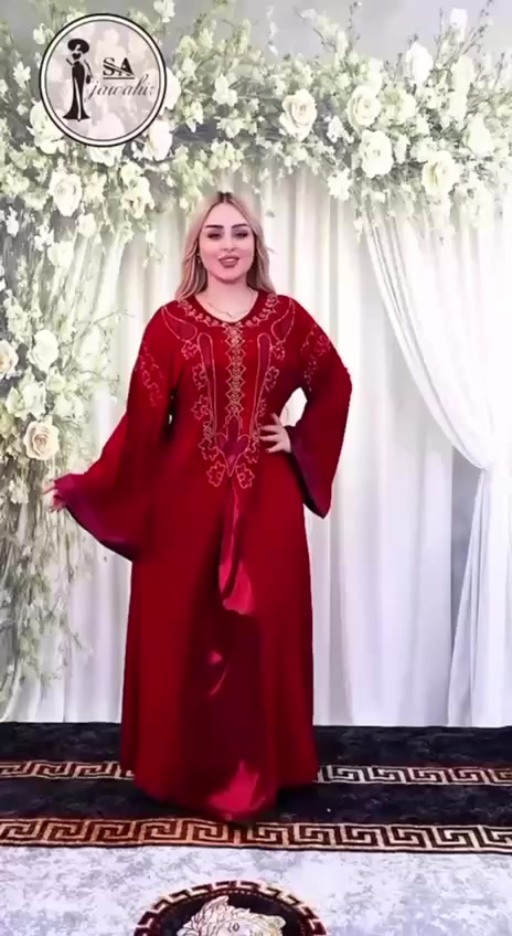 مخاوير كشمير كلوش مطعم بل ستن ماركة جواهر قطعه فول الفول مكفولة 8 موديل 
كل موديل 6 الوان قياس XL-2XL-3XL 

السعر 177 الف درزن

***********

مخزن TF
