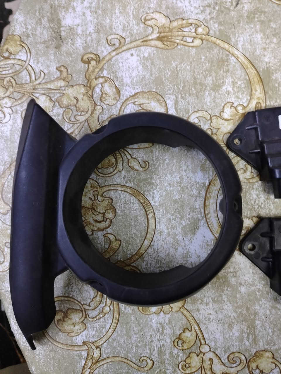 سلام عليكم اعقوله مال شمعه ياباني البيع قبق افلوين رقم التلفون *********** مكان بغداد
