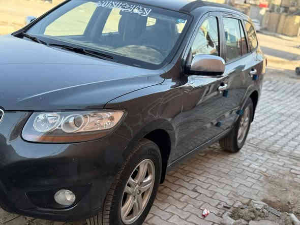 سنتافيا 2011 امريكي بدون حادث سياره ليبل واحد
مكفوله من الضربه ولصبغ فقط البابين جهت الصدر مرشوشه كلير مكينه وكير خير من الله صدر جديد مكينه
مكاني بغداد السعر120 مكينه4 رقم ديالى اب اسمي
رقم ***********
