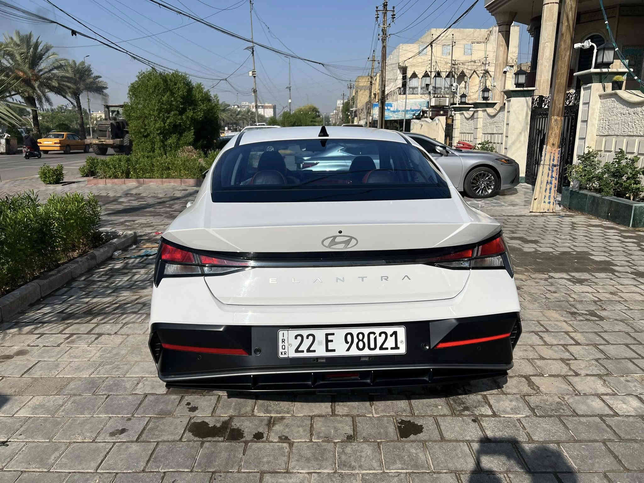 السلام عليكم النترا موديل 2024 خليجي مكفولة من كلشي جديده لوك ماشيه 16 الف على وضع الشركه محرك 1500   حساسات خلفية امامية داخل جلد احمر مميز بصمة تشغيل عدد ٢ فتحة سقف لايت زنون بلادي شاشة كاميرا خلفية اربيل بسم شركة الق تاج البنوك تحويل مباشر السعر ١٤٦ مجال بسيط جدا مكاني بغداد البنوك للاستفسار *********** ابو مصطفى
