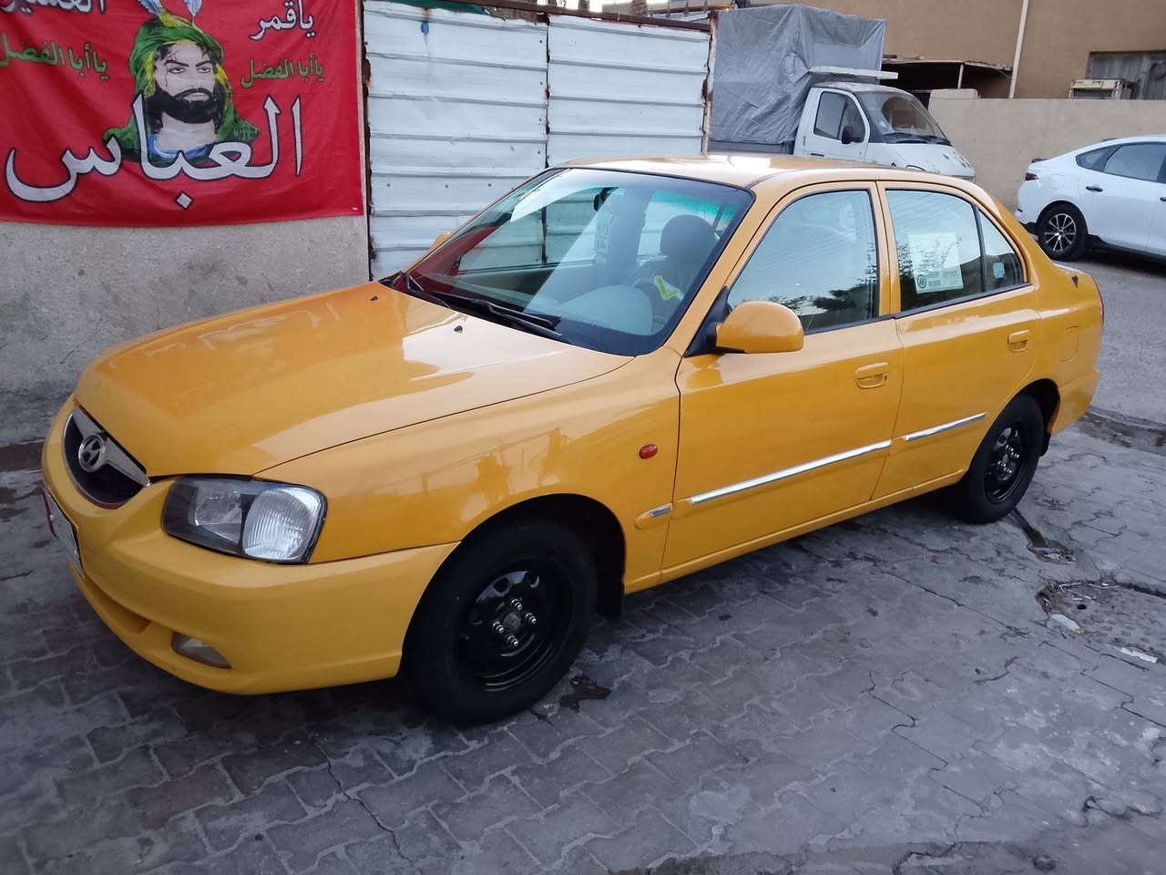 سلام عليكم فيرنا للبيع موديل ٢٠١٤ سياره جديده 
كير مكينه تبريد تدفئه صدر مكفولات معيوده الجماليه
دوشمه عامه سياره مال جنايه هيئة غرامات مصفره 
مكاني شهداء البياع السعر ٧٠ وبيه مجال 
رقم هاتف ***********
