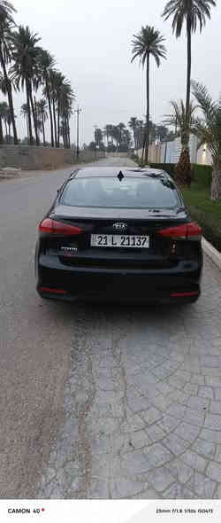 السلام عليكم كيا فورتي للبيع موديل 2017 
حادث جاملغ وبنيد فقط 
مكينه 2000 دوش شاد مكينه مال حاويه قبل شهر او اقل
كير ايتي مكفول
تخم ويل وتاير نضاف البارحه شادهن
مواصفات عاديه 
شاشه بلاديه 
تحكمات ستيرن 
جرس انذار 120
سياره بلاديه
السعر 110 وبيه مجال كلش قليل 
للاستفسار خاص 
***********
