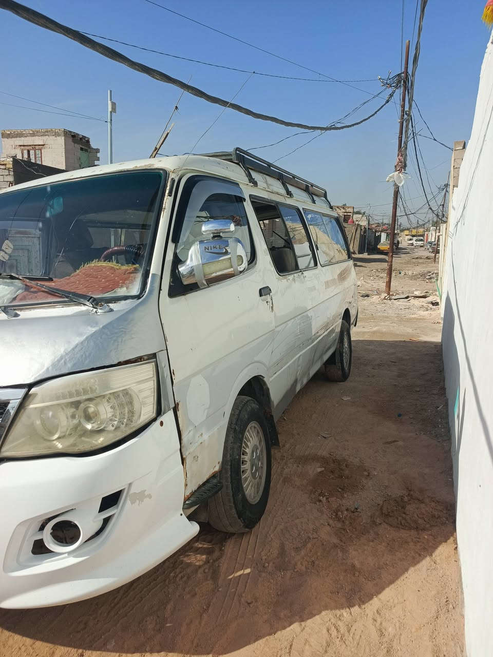 فتون الوان 2011 مصفره هيئه مكينه جديده بجيس سنويه سكنر ل27 رايدها ب30 ا *********** مكان نجف
