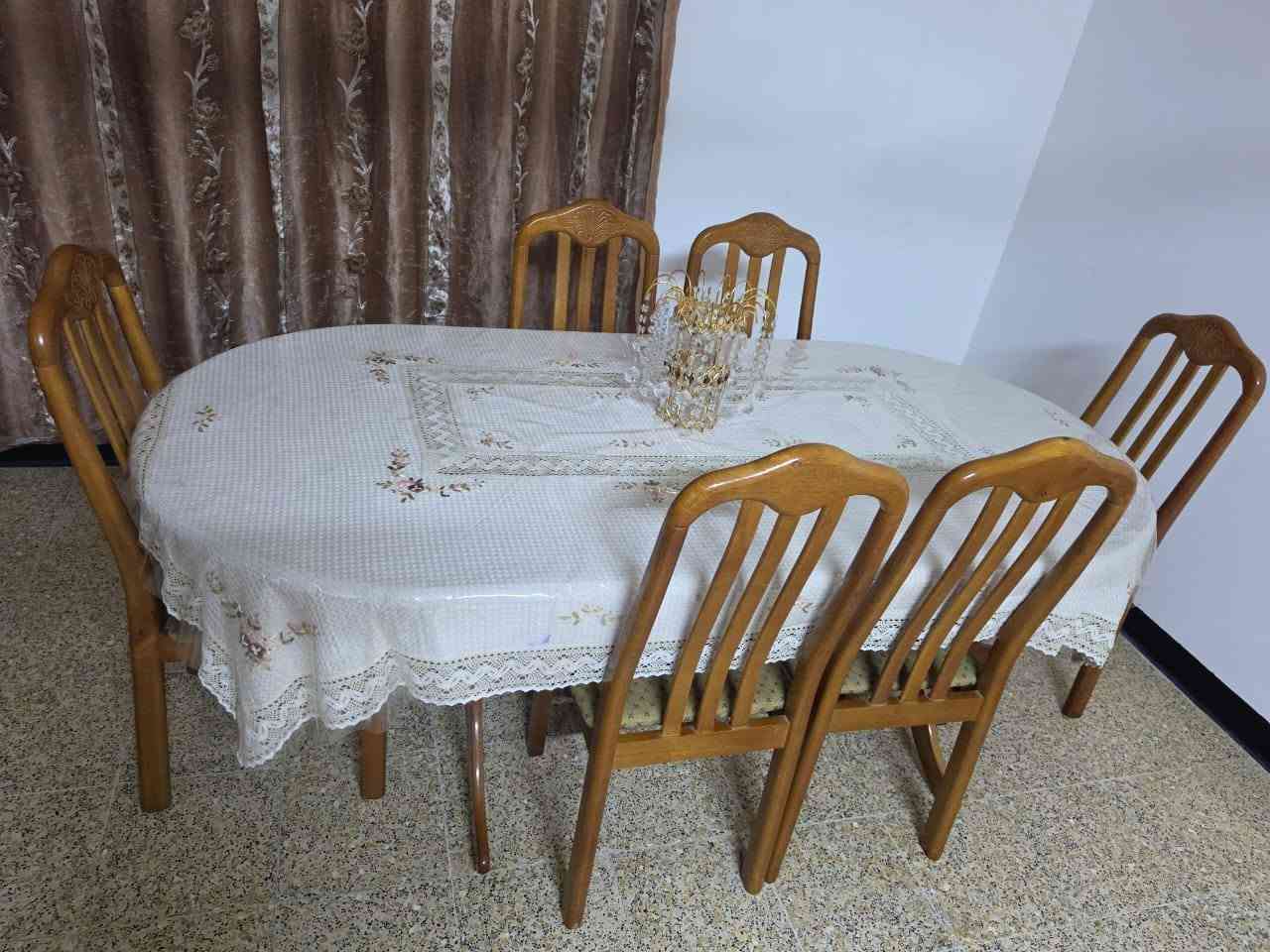 للبيع
بوفيا تركي أصلي زان ٤٠٠ الف

ميز تركي أصلي خشب تركي نادر  6 كراسي مابيهن خدش 250 الف

أعلاه ليس فيه خدش او عيب

للتواصل ***********
