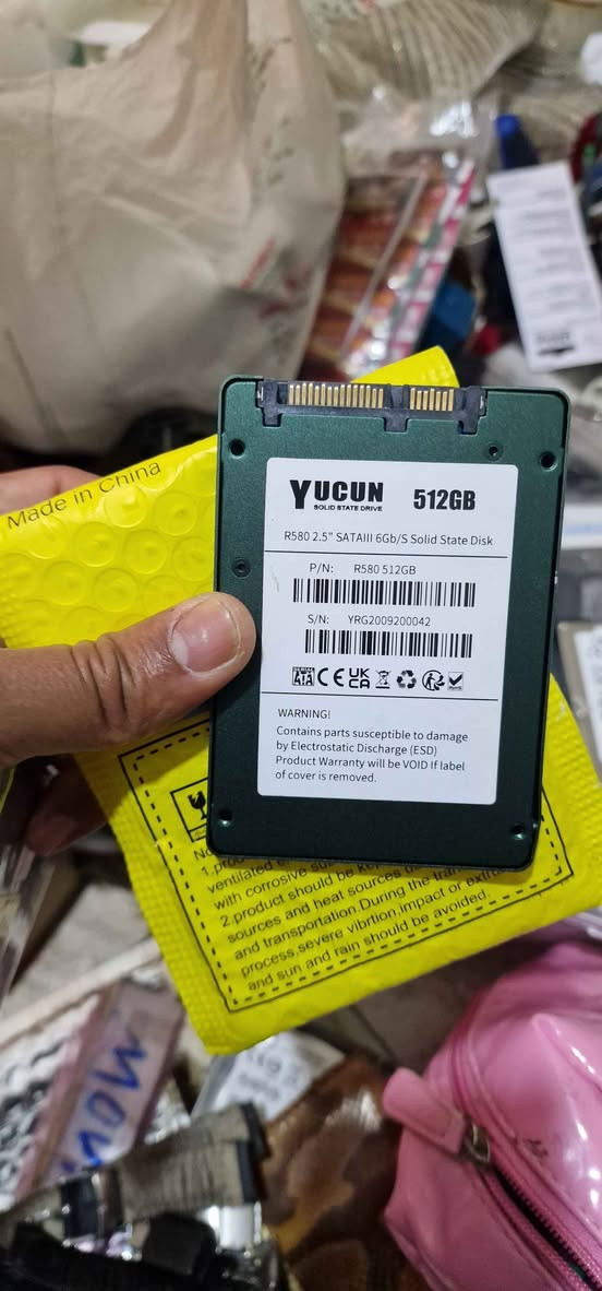 🫧 Disque dur SSD sata 2.5 original 

🫧 512 GB sur capacité de disque 

🫧 état correct et  très bon état واد زم, خريبكة


**إذا كنت صاحب هذا الإعلان وتريد حذفه لأي سبب، رجاءا أرسل رسالة إلى الدعم الفني**