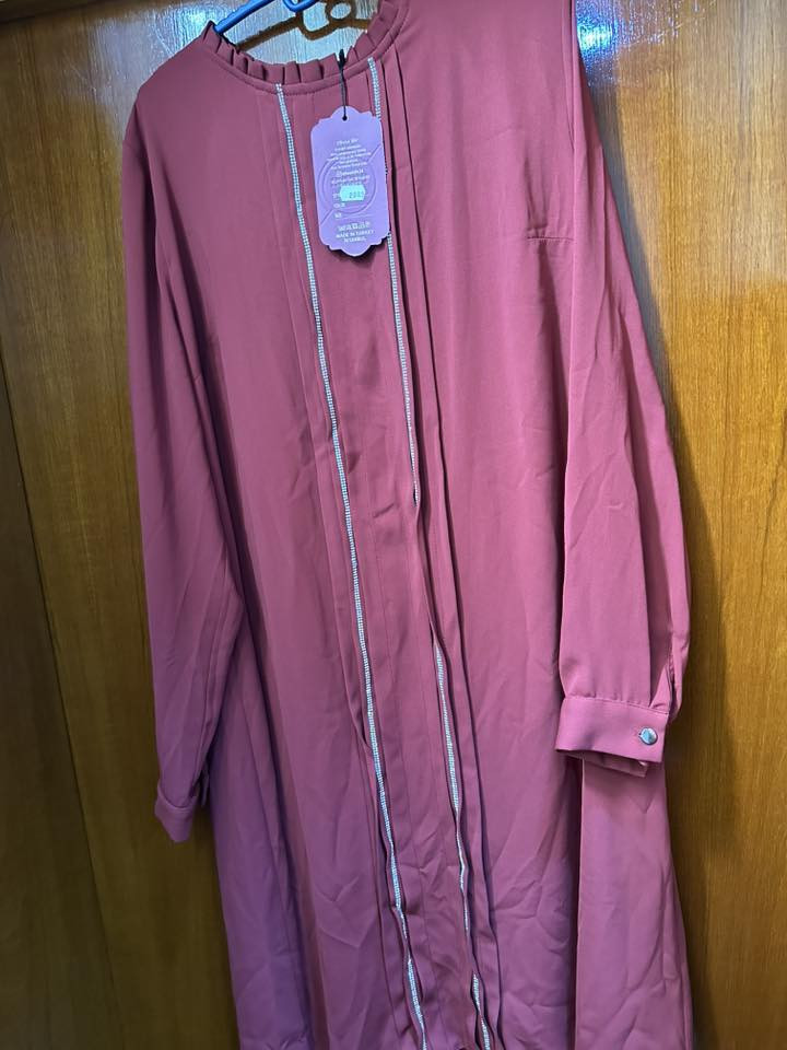 ملابس للبيع باليبل
بنات ملابس للبيع الاغلب باليبل 
توجد خدمه توصيل لجميع المحافظات


**إذا كنت صاحب هذا الإعلان وتريد حذفه لأي سبب، رجاءا أرسل رسالة إلى الدعم الفني**