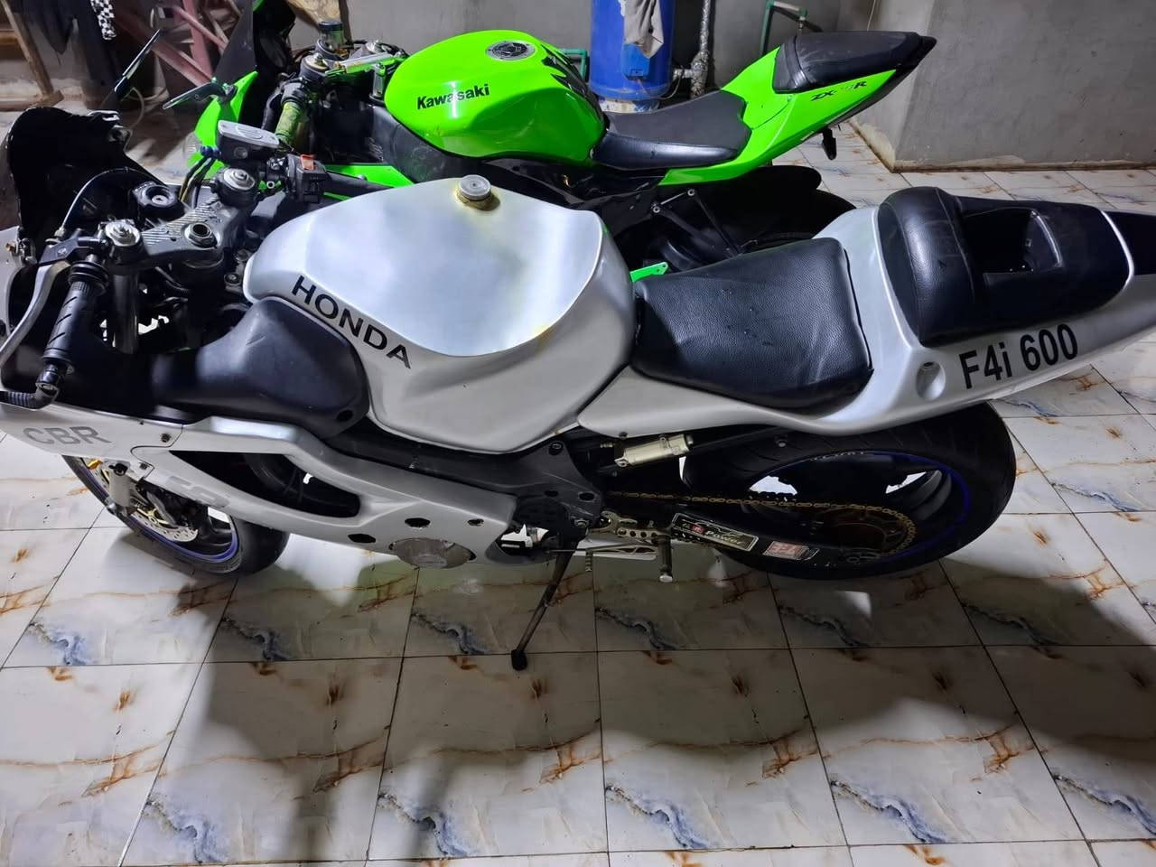 مكلف بنشر 
الدراجات بصوره ممتازه وحلوات كلش مكاني بابل 
*********** بغداد, العراق
