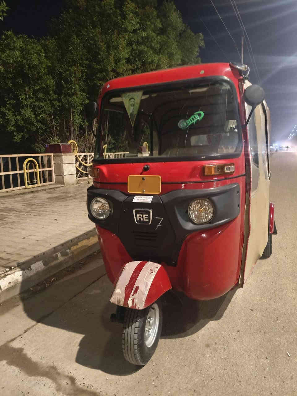 السلام عليكم ورحمه تكتك للبيع مديل22رقم وسنويه واسط كفاله عامه كشر ومكينه من عده خطه بسيطه بصف لبكلايت بعدهه عل بلاد ما معدله مكاني واسط نعمانيه ستفسار ‏‪0 782 834 4348‬‏مكلف نشر
