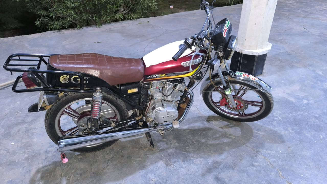 السلام عليكم دراجه سافان 23 اوراق وصولي مكان الدراجه بابل نادر مقابيل شركه الرنا مكفوله كفاله عامه ما بها نقص برغي سعر ب 650 وبيها مجال للشراي للاستفسار يتصل ***********
