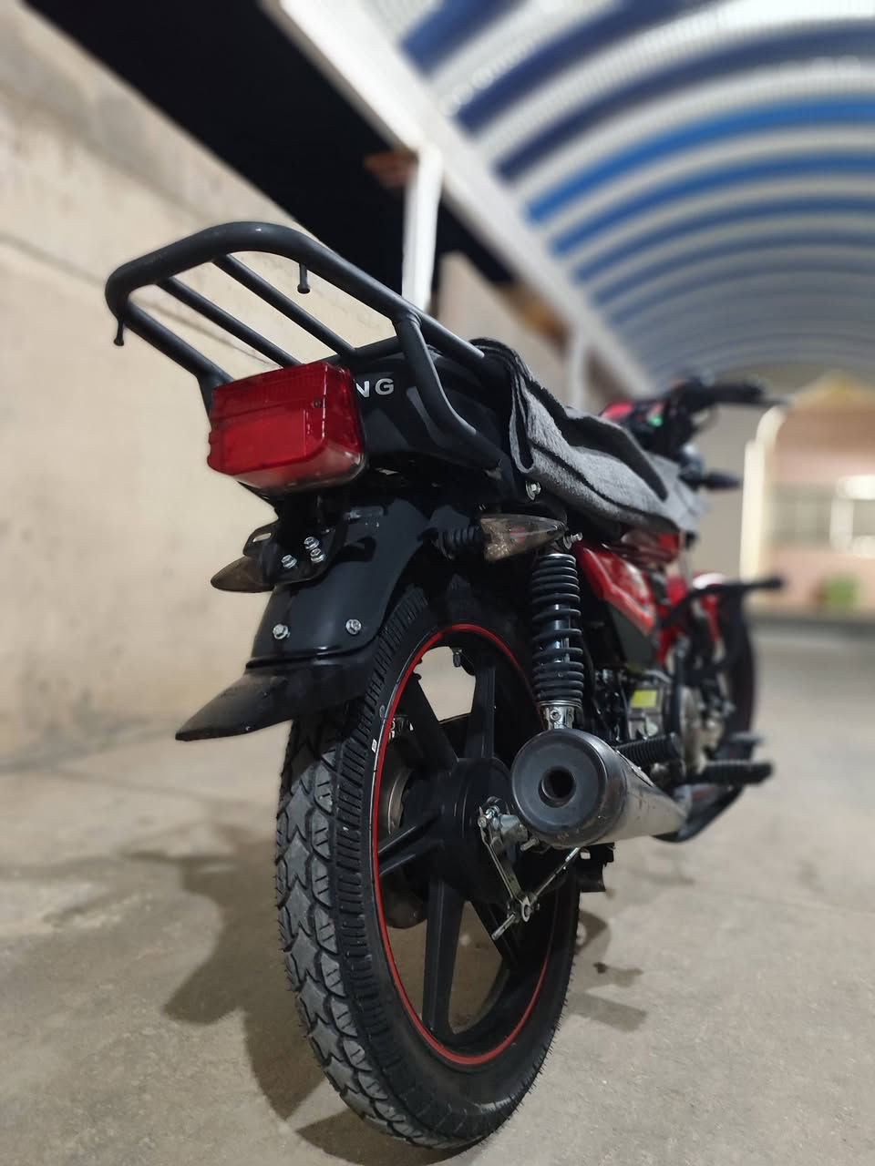 السلام عليكم
للبيع شاينك موديل 2023 كامل مكمل نظافة كما موضح بالصور السعر 925 وبي مجال المكان عانه الاستفسار ***********
