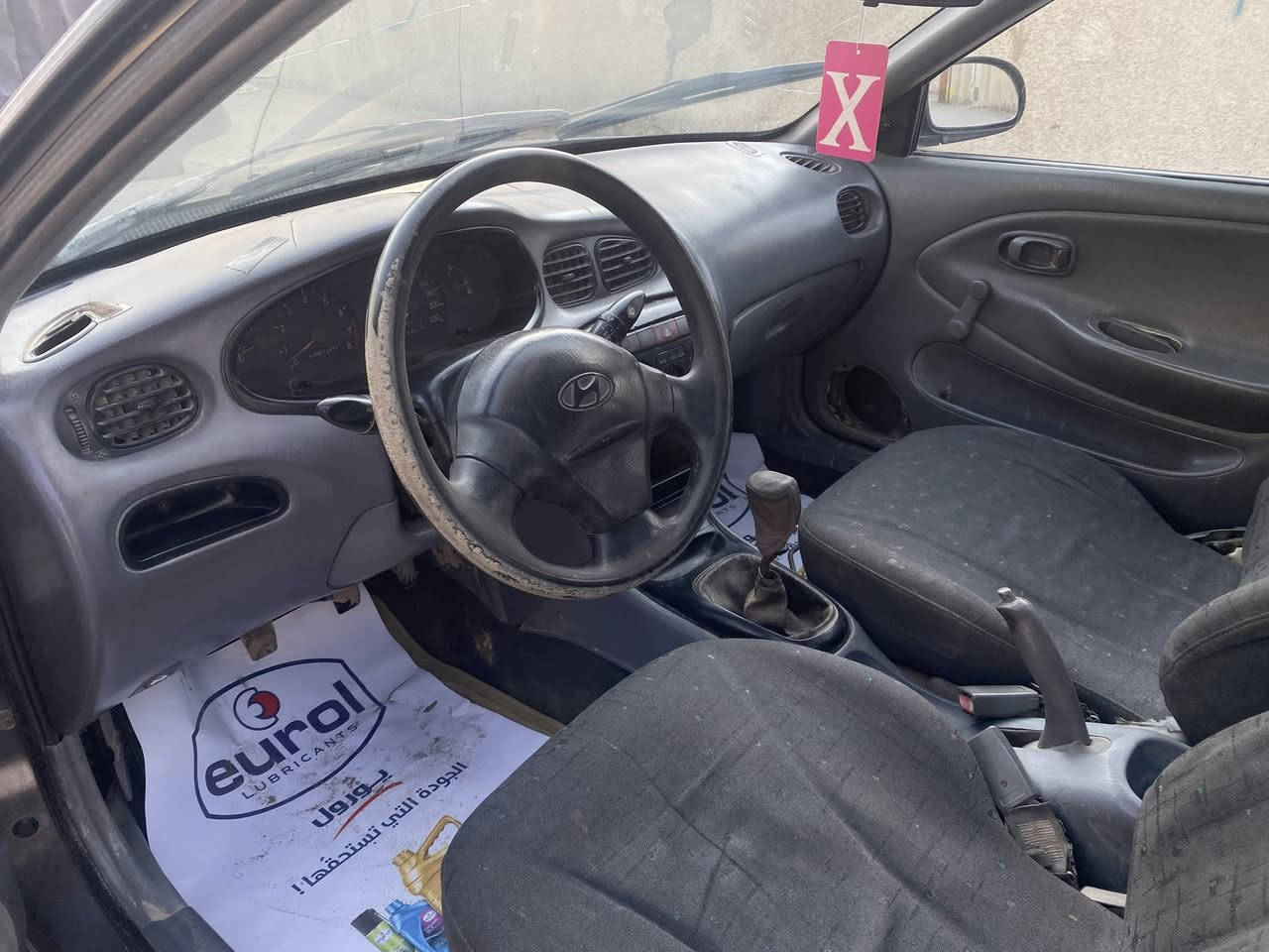 السلام عليكم للبيع النترا موديل2000
مكينه 2000كيرعادي مكينه وكير وصدر وتبريد خير من الله مصبوغه عام
بيه نواقص بسيطه 
السعر40وبيه مجال
***********
