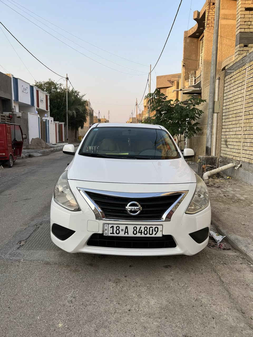 السلام عليكم
نيسان سني موديل 2018 هندي بليته زركه
موصفات السني معرفه
رقم بابل بسمي تحويل ثاني يوم 
ماشيه 80
محرك كير مكفولات 
سياره بيه قطعتين صبغ جاملغ وباب عكس السايق 
عنوان واسط الكوت مركز المدينه 
السعر 98 وبي مجال 
(مكلف بالنشر مامتواجد خاص)
***********
