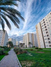 ١٢٠م • غربي • طابق ٥