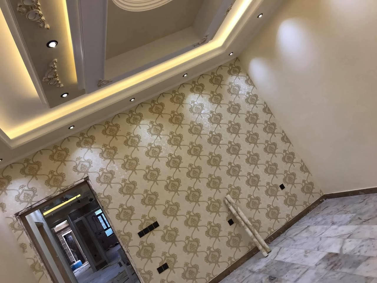 أعمالنا ديكورات جبس بورد ورق جدران وطلس وصبغ العنوان أربيل ***********
