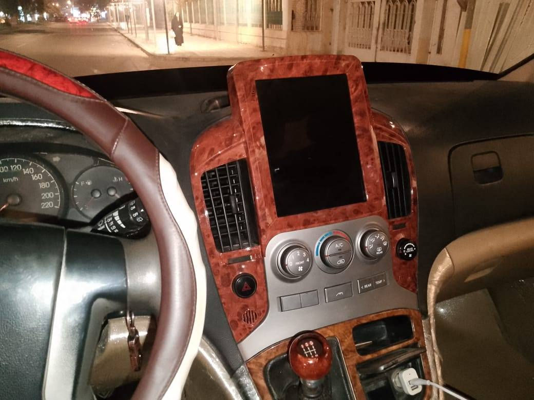 السلام عليكم ستاركس موديل 2011 مكينه وكير كفاله مواصفات شاشه كامره خلفيه تحكم ستيرن حداديه خلفي امامي جديده كهربائية فول شغال تبريد تدفه تخم تاير تحويل مباشر سعر 155 العنوان نجف *********** سياره جاهزه من كلشي
