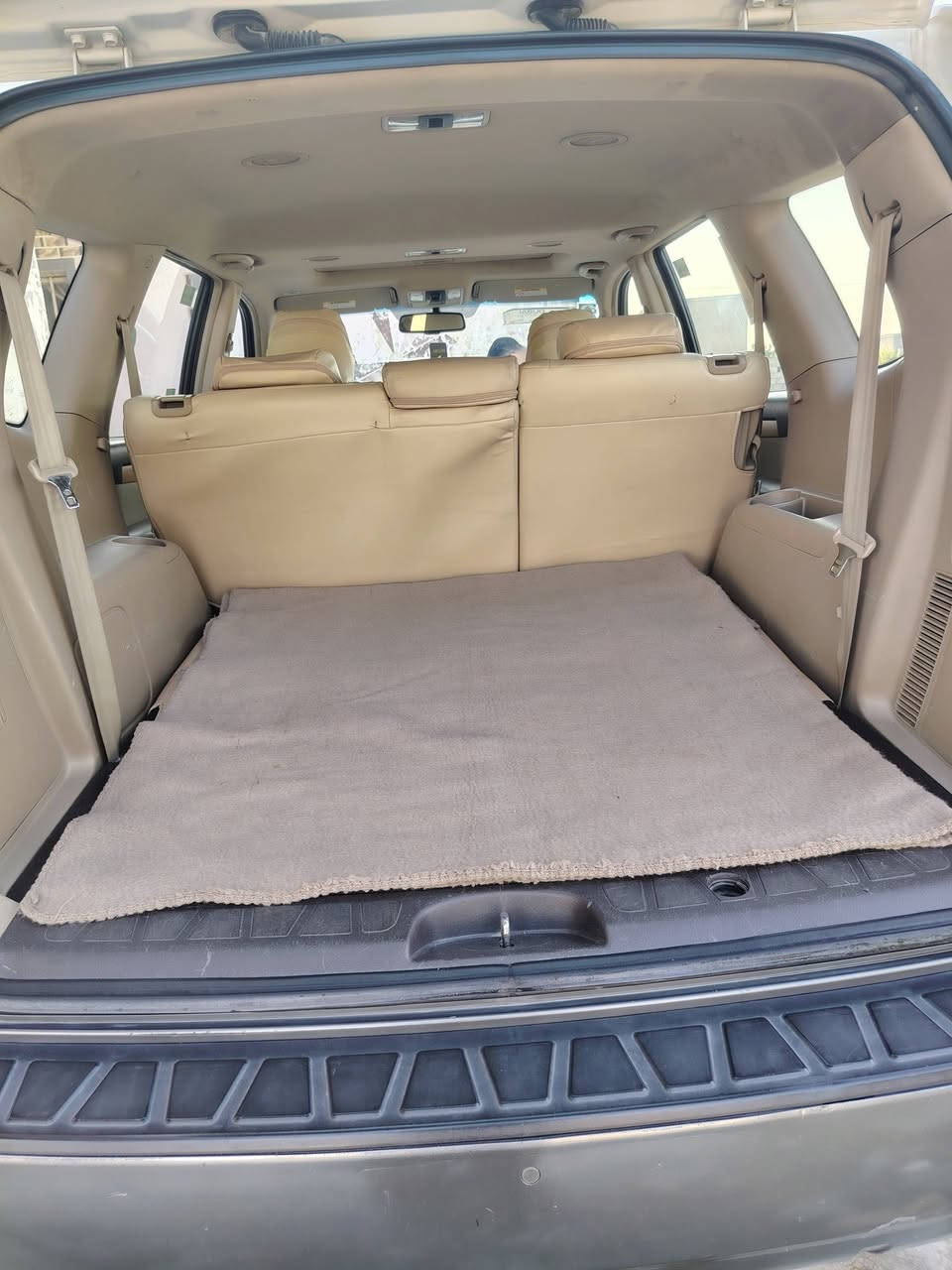 /سياره مهافي للبيع 
السلام عليكم 

كيا مهافي 2012 فول مواصفات 1/1
رقم بغداد 
مشروع وطني 

المواصفات_
بصمه
شاشه 
كشنات كهرباء 
دفع رباعي فور ويل
تحكم ستيرن
لايتات زينون 
صندوك شفط
كشن تدفئه تبريد
فتحه سقف
تخم تاير جديد
تبريد ثلج 

للاستفسار _***********
