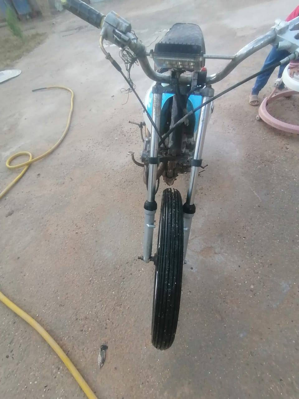 سلام عليكم يولد دراجه اربعه كير موديل 17اوراق سكنر مكاني كفل لسعر 170او بيه مجال قليل متوازي عله بيعه هاذه رقمي للتواصل ***********
