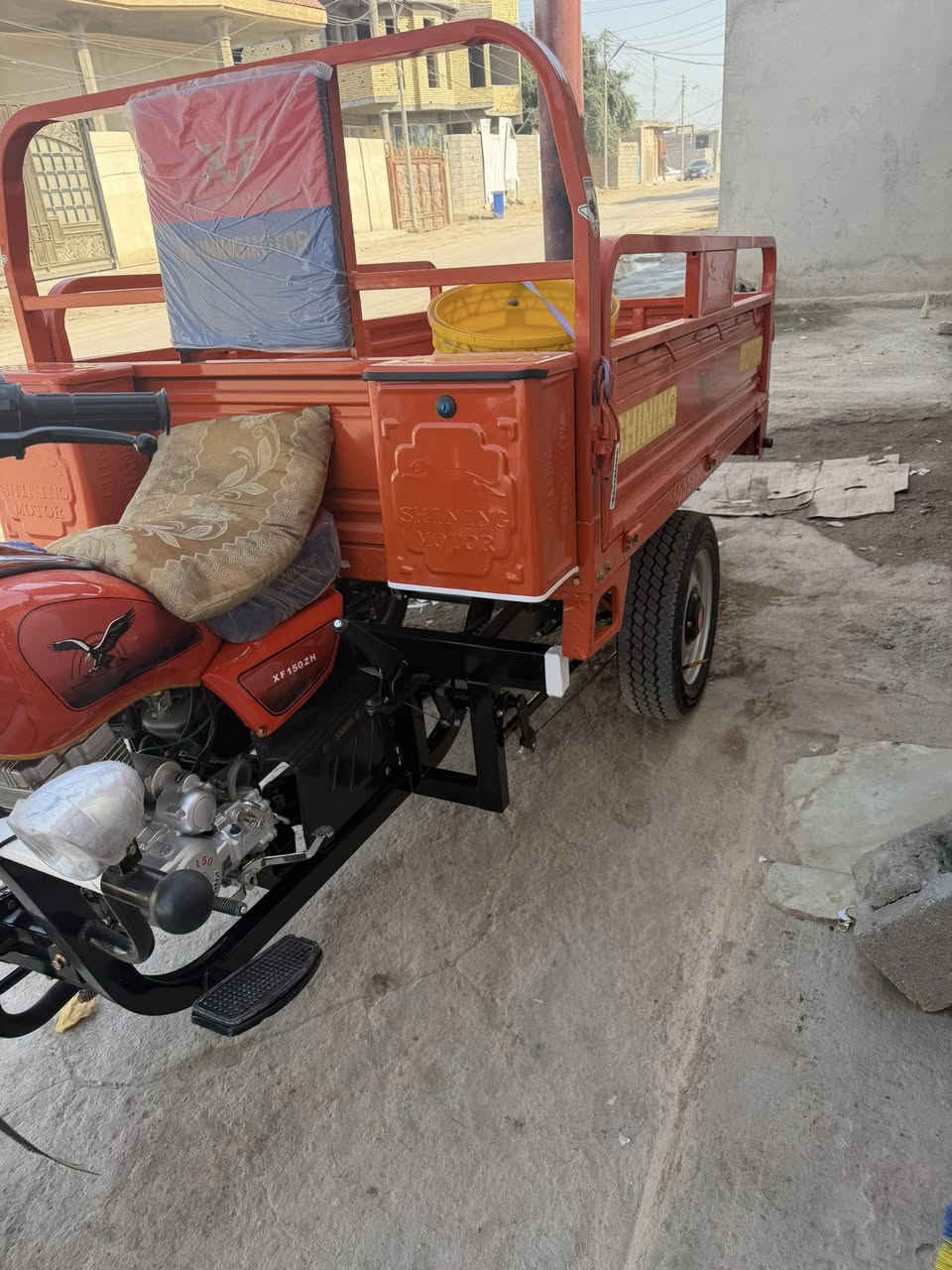 سلام  عليكم  خوان  ستوته  طلع  توه  صله  شهر  هاي سنه  2026 شهر واحد اوق   شوف  عين  نضافه  تقره  الف كلش شغال  بي  وكيله  سيد  جعفر  مكاني  بصره  ابي  الخصيب  سعر  2 مليونين 950  الف  موشراي  لاعلق  كول  عند وكيل  ينين 900  خلي يروح   ولله  مشتريه  3 ملين  قير   ربل  زروقه  مامشتغل بي ولاشي ضله بلبيت  سعره بي مجال  ***********ااشراي ماتكضه  ميه لوخمسيه  نضافه هيه  تحكم
