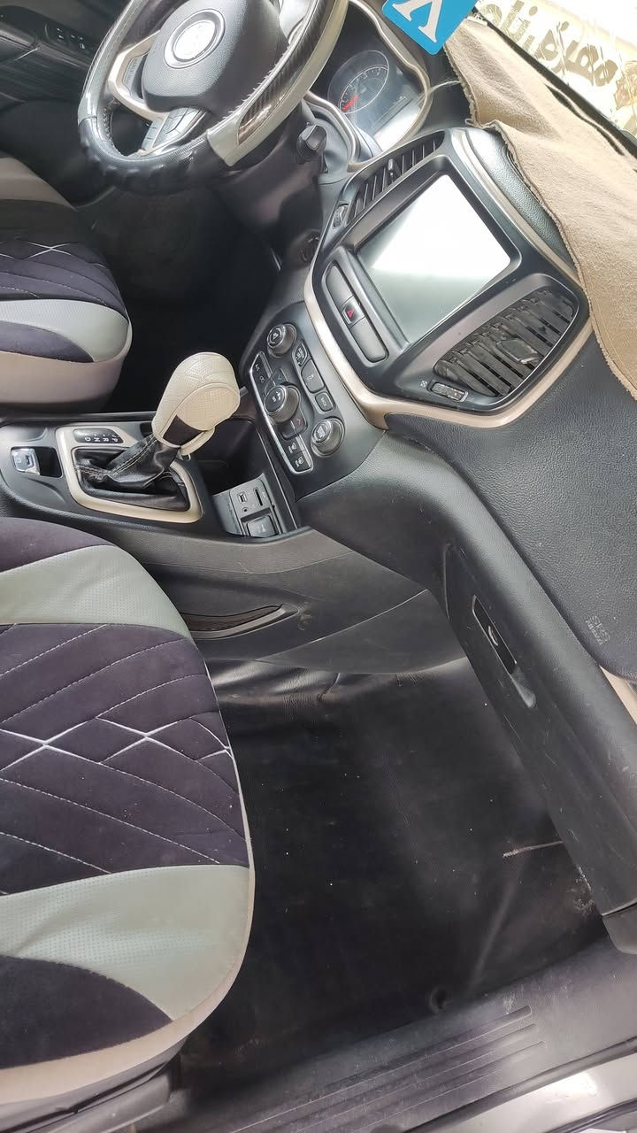 سلام عليكم
جيب بزون 2016 رقم بغداد
المحرك 2400
السعر 120 وبيه مجال للطيبين
للاستفسار الاتصال على الرقم
***********
السياره حاليأ بالعماره
