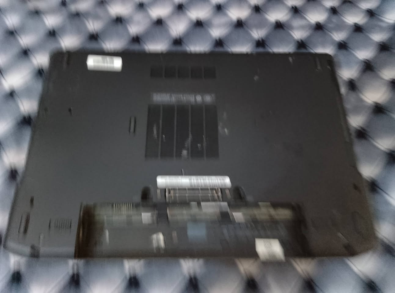 السلام عليكم 
لابتوب دل DELL 6430
لابتوب نظيف شرط الشغل 
حجم 14.3
لابتوب بدون اي ملحقات يعني
بدون رام 
بدون هارد 
بدون شاحن 
بدون بطارية 
سعره 35 الف قفل 
مكاني بعقوبة تحرير


**إذا كنت صاحب هذا الإعلان وتريد حذفه لأي سبب، رجاءا أرسل رسالة إلى الدعم الفني**