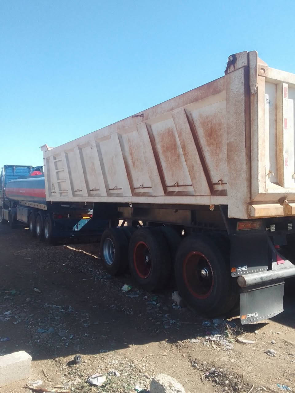 سلام عليكم عريانه علم لبيع الاستفسار على هذا الرقم /***********
