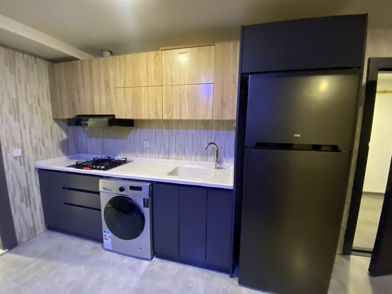 شقة للإيجار في أربيل
‏في مجمع سكني لايف تاورز
‏داخل مربع الذهبي
‏ شقة متوفرة غرفة وصالة مؤسسة بالكامل
‏مساحتها 73 متر
‏طابق 21
‏ واجهة على Empire
‏لاستفسار كثير على ال WhatsApp
***********
***********
