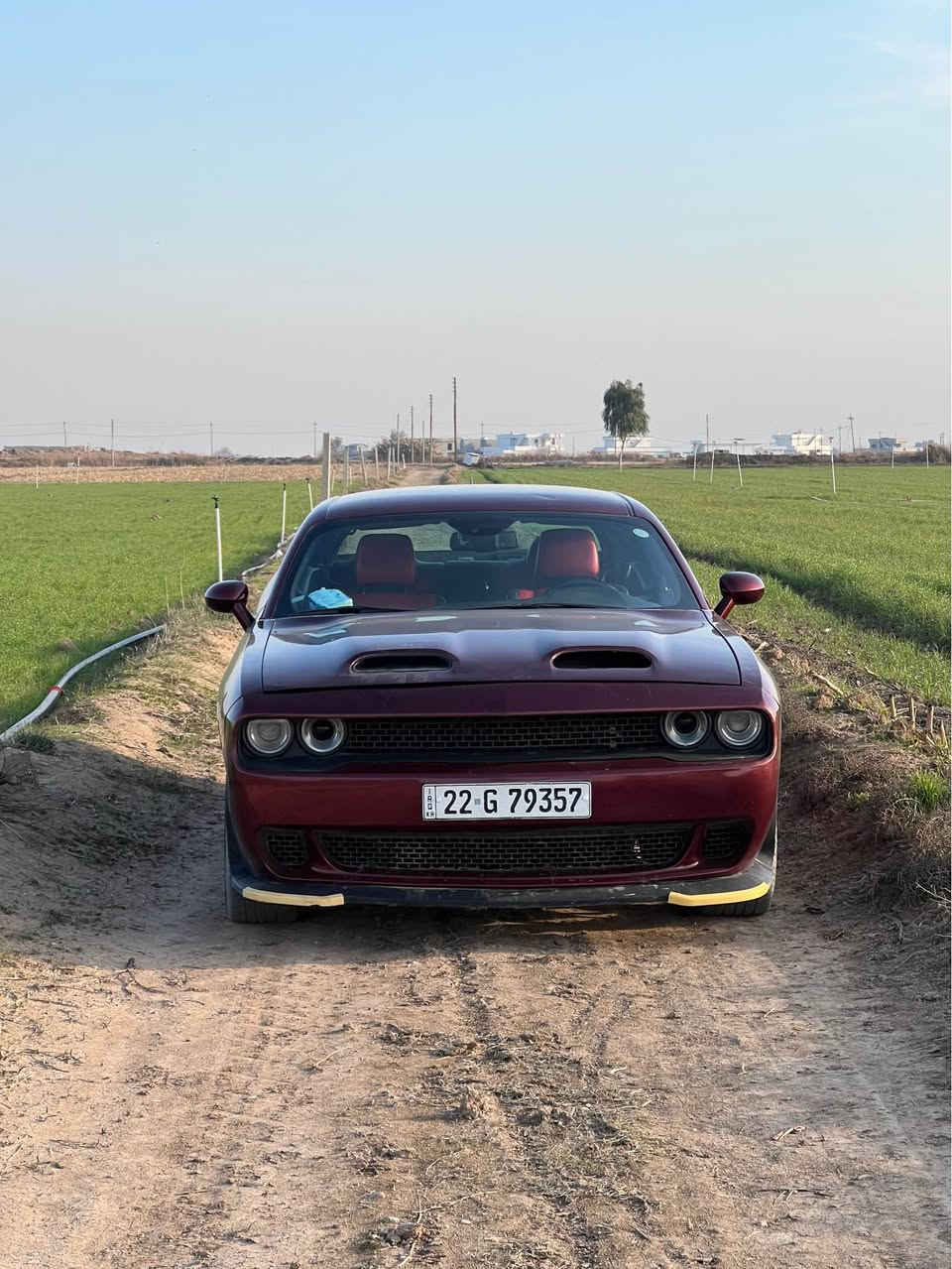 جالنجر موديل 20 سياره بيهه 3قطع مع شويه دواخل سياره رقم اربيل شرط التحويل  كير محرك شرط 

للاستفسارا اتصل *********** كركوك, العراق
