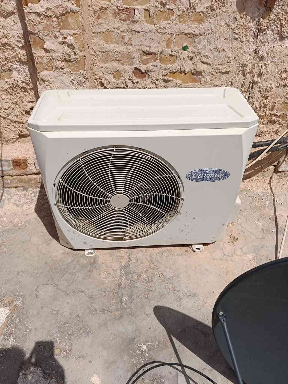 سلام عليكم سبلت للبيع طنين شغال  فقط غاز للتواصل ***********
حي النصر
