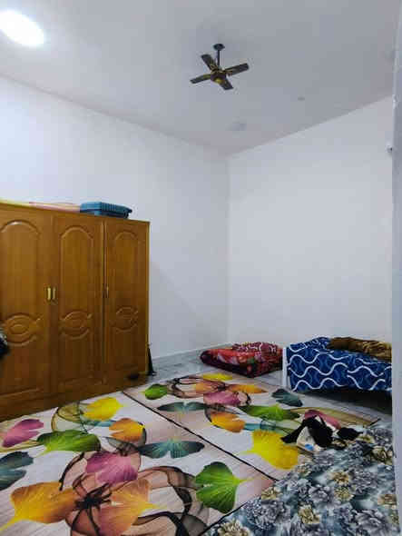 مكتب عقارات الاكرم
‼️بيت للبيع‼️
📐المساحة٢٠٠م  طابق ونصف
🔴 التفاصيل الطابق الاول غرفتين استقبال صاله مطبخ حار بارد صحيات داخلية وخارجية
الطابق الثاني غرفة كبيرة 10x5 مع صحيات 
📍العنوان البصرة شط العرب الجزيرة باب الهوى 
💸💵السعر ١٢٠ قابل للتفاوص.
الاتصال على الأرقام
***********
***********
***********
