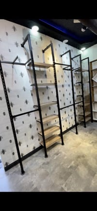 ديكور رفوف او دنك ام البوق للبيع قيم بل يرضي الله اللاستفسار 077137378...