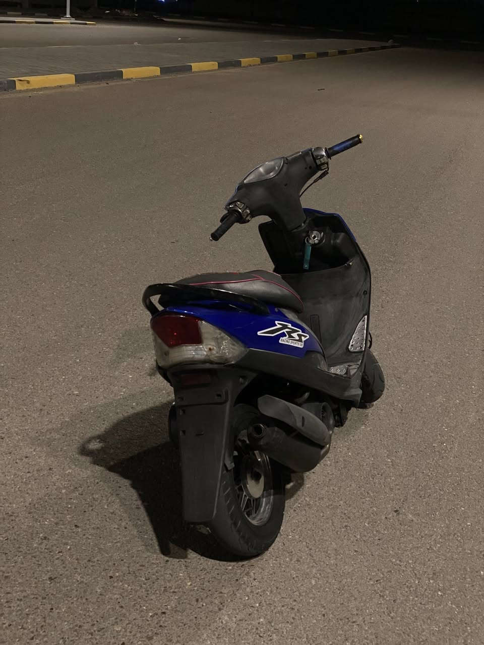 دراجه ماكس عدله للبيع بيها ويل رياضي قطره رياضيه عداد رياضي كزوز رياضي  السعر 700 الف وبيها محال حك جيه دراجه نصيفه مكينه ناعمه تسمع بس صوت الكزوز نقصها فقط سلف اي استفسار عله الرقم ***********
