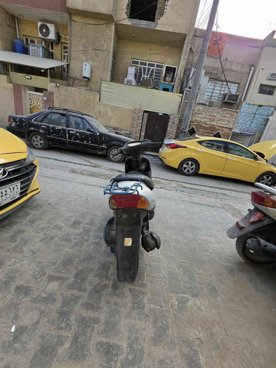 دراجة ٦٠ للبيع سعر ١٢٥ مكاني الحرية ***********
