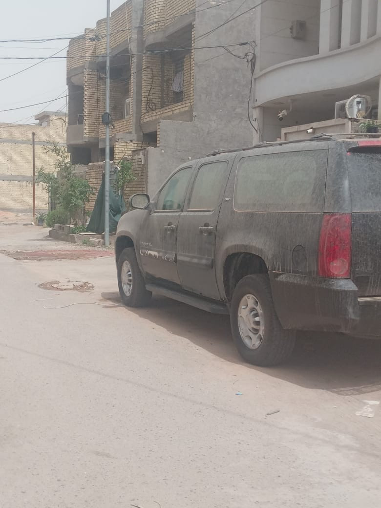 سيارة جمسي البيع او مراوس سيارة واقع حال جديدة مبعنة الكلمة مكاني بغداد رقم ***********
