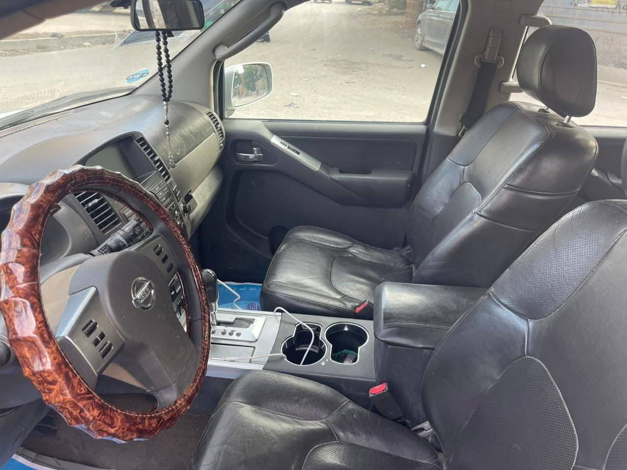 السلام عليكم نيسان باثفندر للبيع  2008 السيارة وارد امريكا ضربتهة جاملغ و بنيد مصبوغة عامة بسبب جراد و جمالية عارضهة 68$
رقم الهاتف *********** 
رقم واتساب ***********
بغداد الشعب
