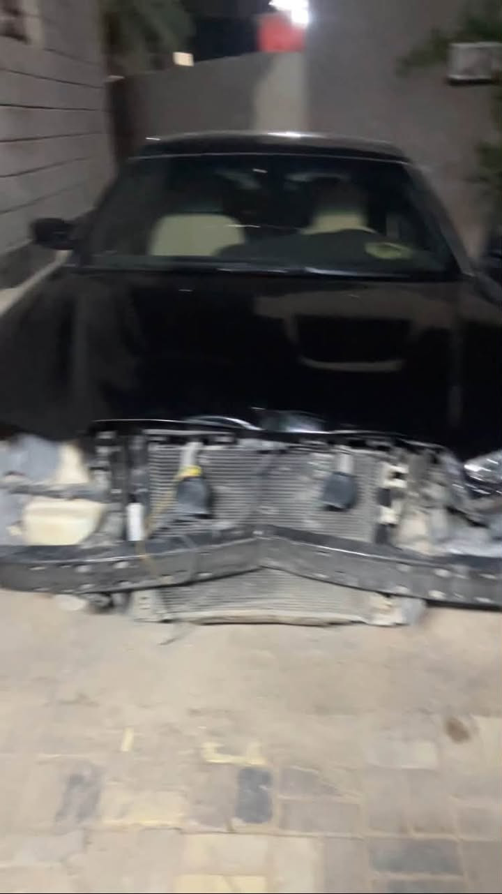 جارجر 2013 ادوات ادوات السعر 40$.. بدون گصه نضافتها جيده فقط غسل غرفه وبدون اساسا متحتاج شي خفيف ..  كفاله ❄️گير .. ومكينه .. 
تبريد ثلج ❄️
 راديتر كلشي مبي غازها البلادي
 ويالاتها ويلات اوباما على فئه من ويلاتها .. 
❄️ محرك 3600 …
السياره مثل متشوفون حادثها بچم فقط لايتها الثاني موجود للملاحضه لايتاتها جدد . شد دعاميه وخفايف وطلع السياره بيها تكحيل قليل تفضل خاص واشوفك 
شراي تفضل خاص السياره كسر بدون اي كصه ..ا كفلها الك سرقه عشائر انتربول . 
***********
بيها مجال للشراي
