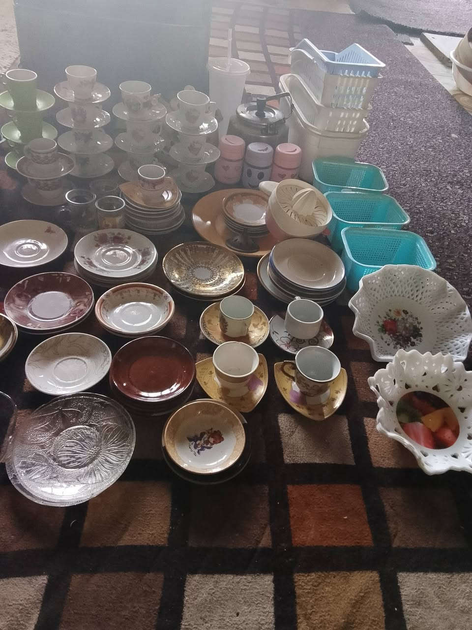 غراض مطبخ كلهن للببع شلع 25 ألف مستعملات بيهن جدد بيهن ضررر شي بسيط
بيهن مجال شلع ابيع 
115 قطعه 
مكاني حي بدر


**إذا كنت صاحب هذا الإعلان وتريد حذفه لأي سبب، رجاءا أرسل رسالة إلى الدعم الفني**