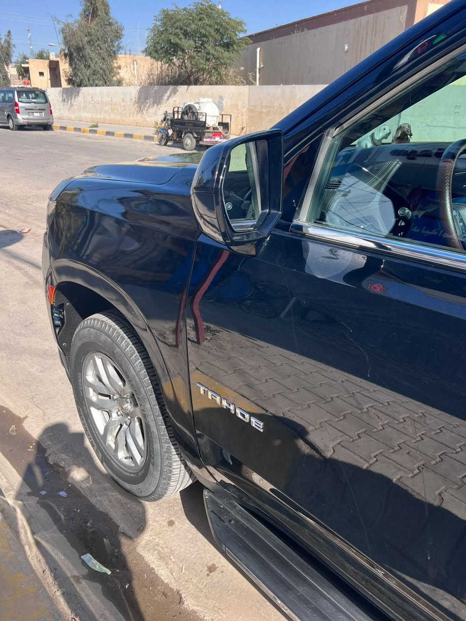 للبيع
السلام عليكم  تاهو ls 2024
علامة سوداء ضوء القمر
رقم بغداد باسمي 
هزه +سنويه جديد ورقم انكليزي

 كير محرك كفالة برغي ممفتوح بيها

ماشيه 45 الف قابل للزيادة

المواصفات
• رادار 
• ثلاجة
• رادار جانبي امامي وخلفي
• نقطة عمياء
• تحديد مسار
• تنبيه خطوط الشارع عند الانحراف
• كشنات كهرباء
• لايت زينون بلادي
• تشغيل عن بعد
• 4 بصمات + بصمة تشغيل
• فتح ذاتي عن الاقتراب من السيارة
مواصفات ال ls المعروفة

ملاحضة السيارة فقط للبيع بدون مراوس فقط بيع‼️‼️

السيارة بيها بارد قليل بحافة البنيد وحافة الجاملغ

للاستفسار. ***********

مكان السيارة النجف
