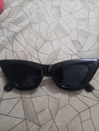 اكسسوارات شخصية • سعر القطعة