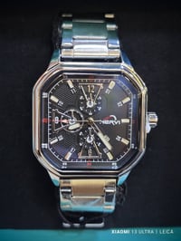 ساعات اصلية • ضد الماء • تصميم مميز