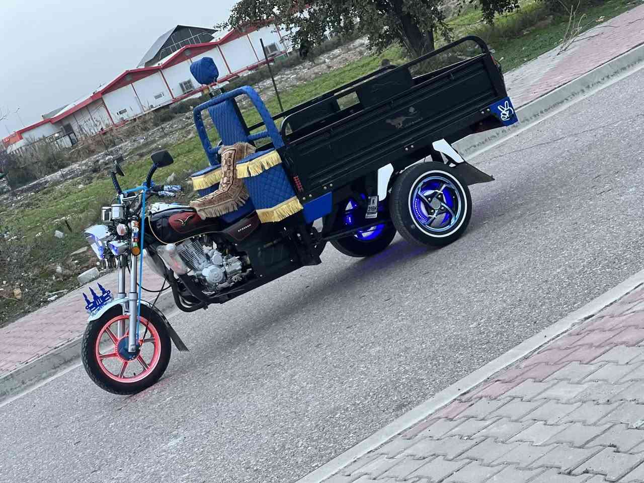 ستوته البيع الموديل ٢٣ السعر مليون او ٣٧٥ او بيه مجال غليل محرك شرط ركبه شرط كهربيت شرط عالي غلاب تخم تير جوبلس ستوته صفررر منفيس كامل المو شراي لا يكسر بيه او تحيتي الجميع ***********
