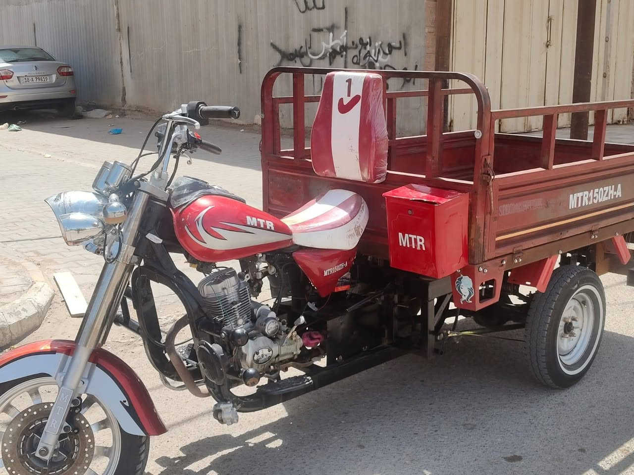 للبيع رقم ابيض بسمي شاصي مكفول مكينه 24 مدل 19 
ستوته جاهزه فقط سكانته انته ترتبهن ستوته خير من الله 1800 وبيه مجال ***********
