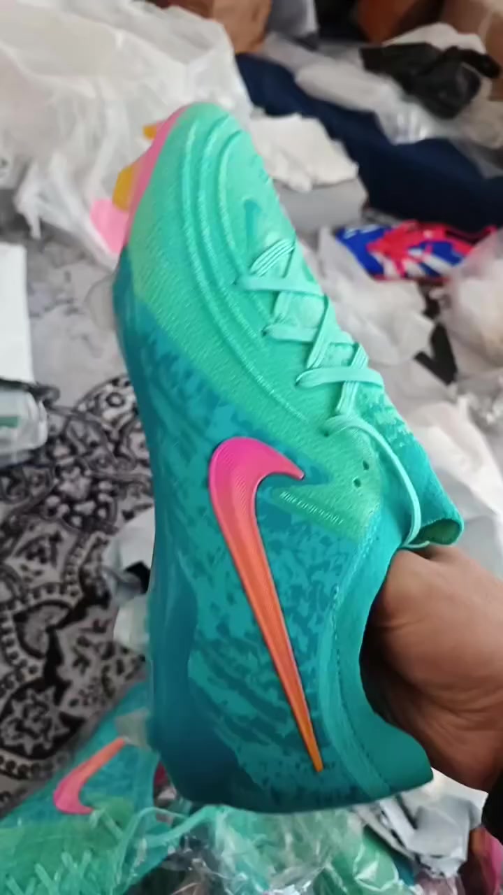 نايك فانتوم فيتنامي
 قياس 41-42
سعر القطعة 30


**إذا كنت صاحب هذا الإعلان وتريد حذفه لأي سبب، رجاءا أرسل رسالة إلى الدعم الفني**